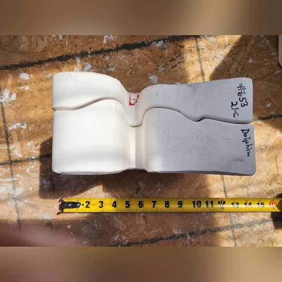 Dolphin - Picture 2 of 2